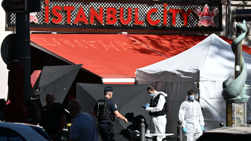 Tunisan v Marseille pobodal pět lidí, policie ho zastřelila. Měl řeznické nože, líčí svědek