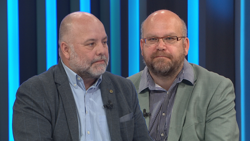 Jelínek: Politici si utahují smyčku. Bylo otázkou, kdy k nějakému útoku dojde, míní Valeš