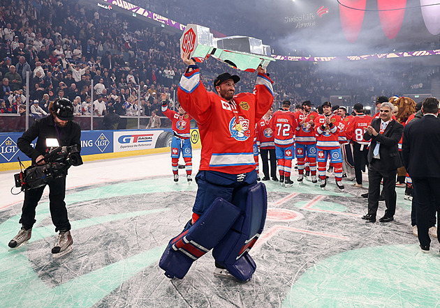 Hrubec prodloužil smlouvu v Curychu, švýcarského mistra má jistit ještě tři roky