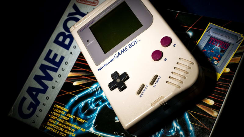 Nadšenkyně oživila stavebnici slavné konzole. Game Boy repliku proměnila ve funkční zařízení