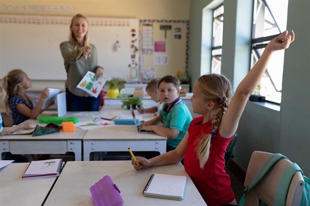 Vzdělávání učitelů v Chebu ohroženo, pobočka nemá zajištěné financování