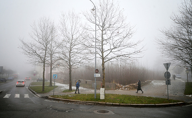 Hotel padl i přes nelibost místních. Na léta prázdné ploše se má konečně stavět