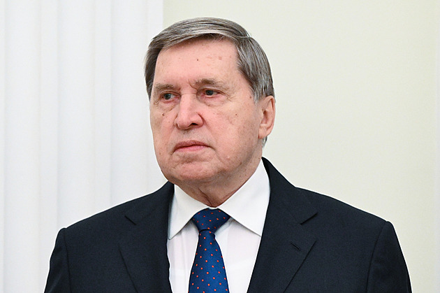 Ukrajinské referendum o ztrátě území? Celý Donbas je ruský, řekl Ušakov