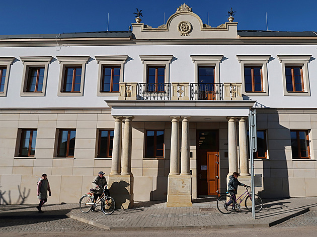 Z ruiny Hirschovy vily se stala ozdoba Hořic, bude v ní denní stacionář