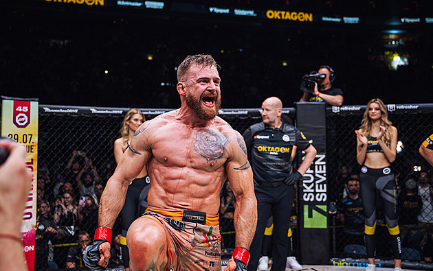 Prohry, autonehoda i reality show Zrádci. Teď se nový Kincl vrací do klece Oktagonu