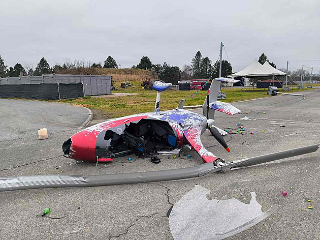 U letiště v Hradci Králové spadl vírník, při přistání strhl barevné žárovky