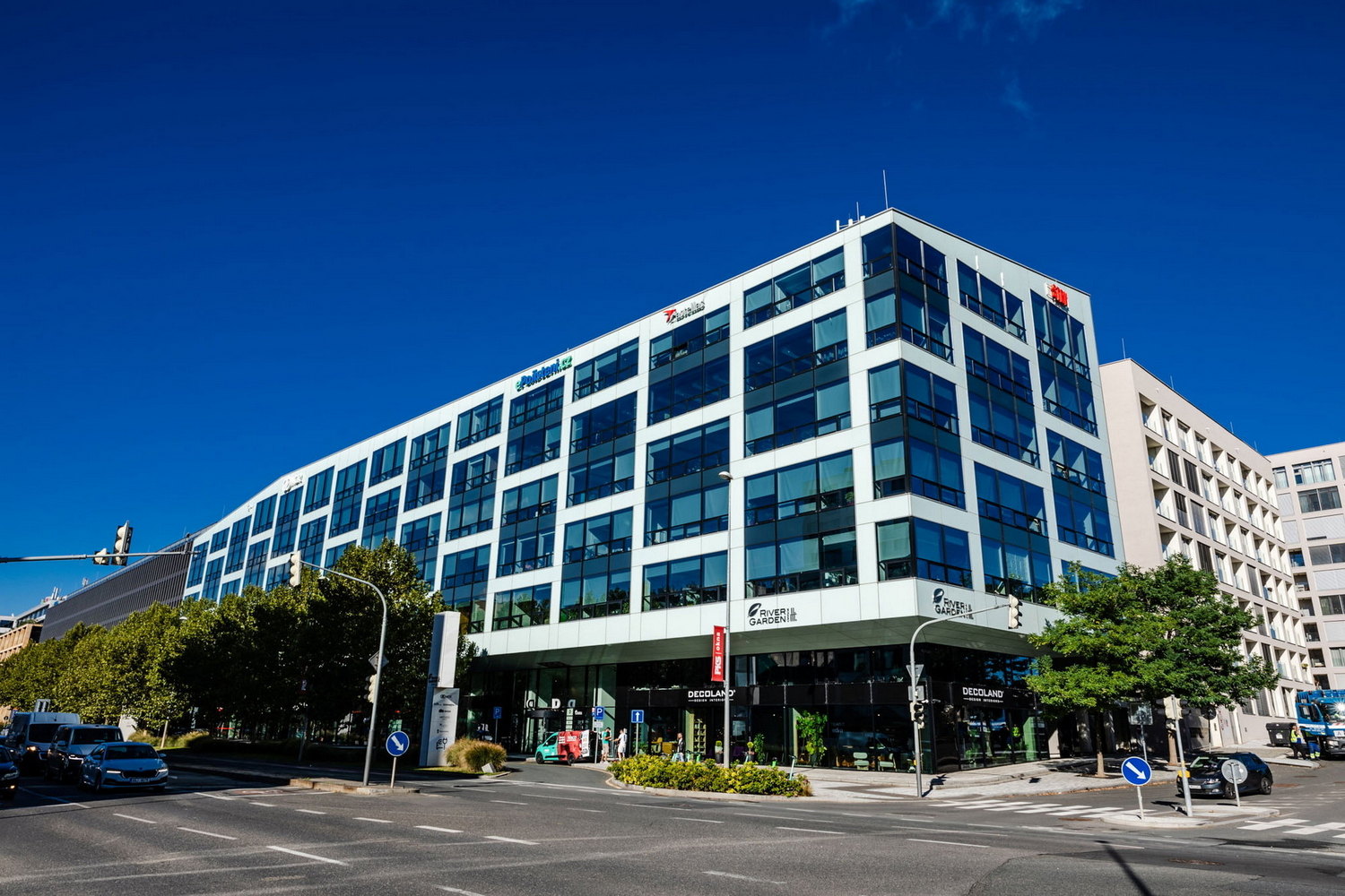 Katalog služeb na Rohanském nábřeží – všechno co potřebujete je na rohanskenabrezi.cz