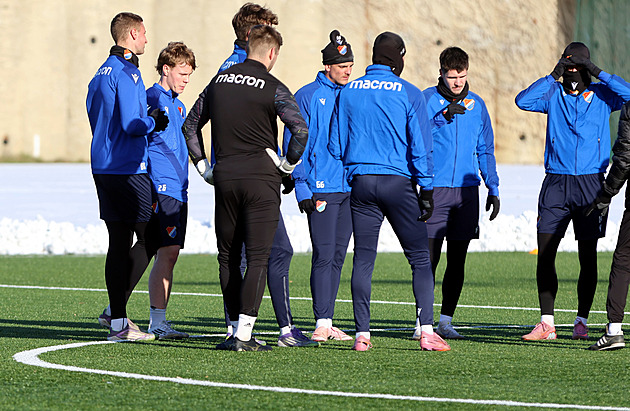 Za Baník pálily posily, Jedlička se uvedl nulou. Jablonec remizoval se Štětínem