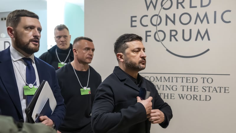 Zelenskyj se v Davosu pustil do Evropy: Bez Ameriky nedokážete vůbec nic