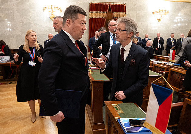 Okamura s Vystrčilem pokračují v Budapešti. Orbán mluvil o Ukrajině