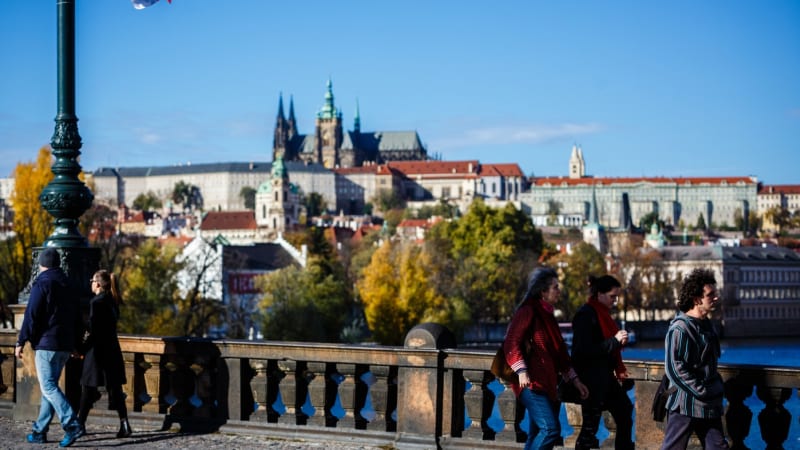 MAPA: Slunečno a až 16 stupňů, ale také silný vítr a pyl v ovzduší. Změna přijde ve čtvrtek