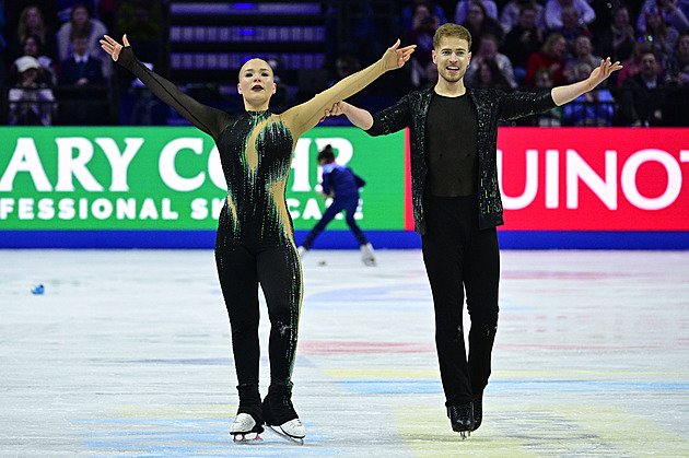 Otrávila jsem se jídlem. Taschlerovi zvažovali odstoupení ze šampionátu