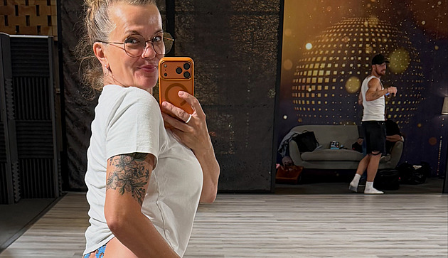 Marta Jandová ukázala kalhotky i žirafí tejpy. StarDance jí dává pořádně zabrat