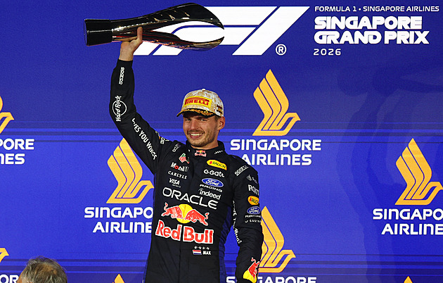 Verstappen poprvé ovládl Velkou cenu Singapuru F1, soupeřům nedal šanci